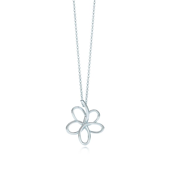 Tiffany & Co. Jewelry - Tiffany & Co. Villa Paloma Flower Necklace